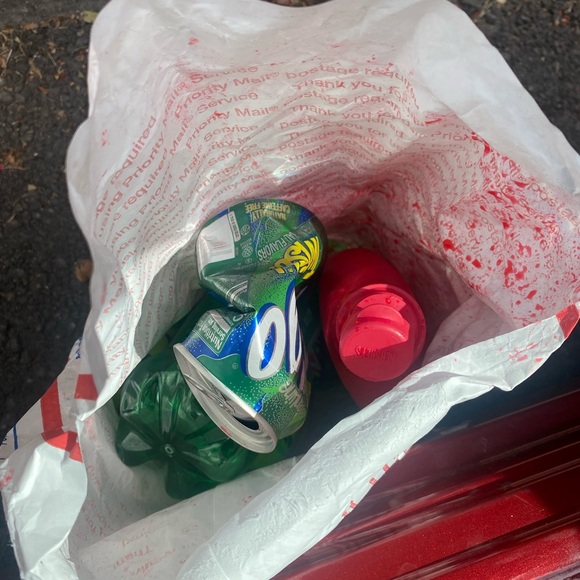 Please help me report this page! - Picture 2 of 4